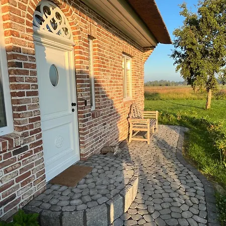 Meerzeit Ruegen Mit Reetdach, Sauna Und Wasserblick * Poseritz