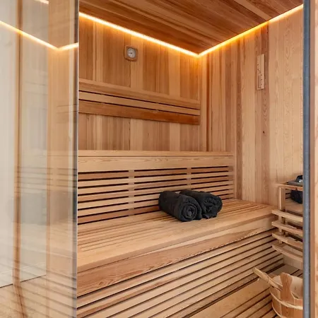 Meerzeit Ruegen Mit Reetdach, Sauna Und Wasserblick Poseritz