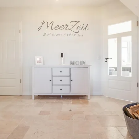 Meerzeit Mit Sauna Und Seeblick